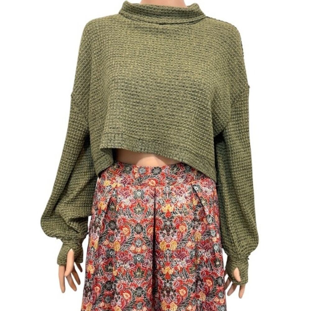 Free People medium mock neck waffle thermal crop top TLS1 3579